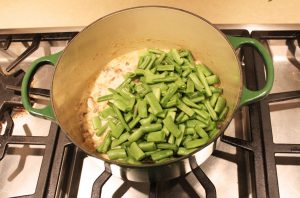 green beans in pot